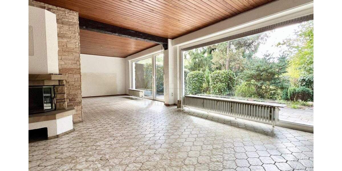 BURGALTENDORF: GROSSZUEGIGE ETW MIT 5 ZIMMERN, GARAGE, GARTEN UND UNTERGESCHOSS 5 zimmer