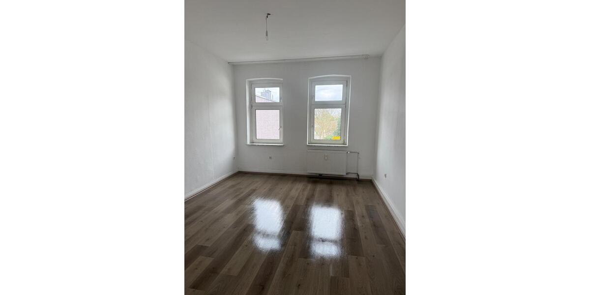Etagenwohnung Dortmund Hörde - 3 Zimmer, 70 m&sup2;, 660&euro; | Angebot:25637292