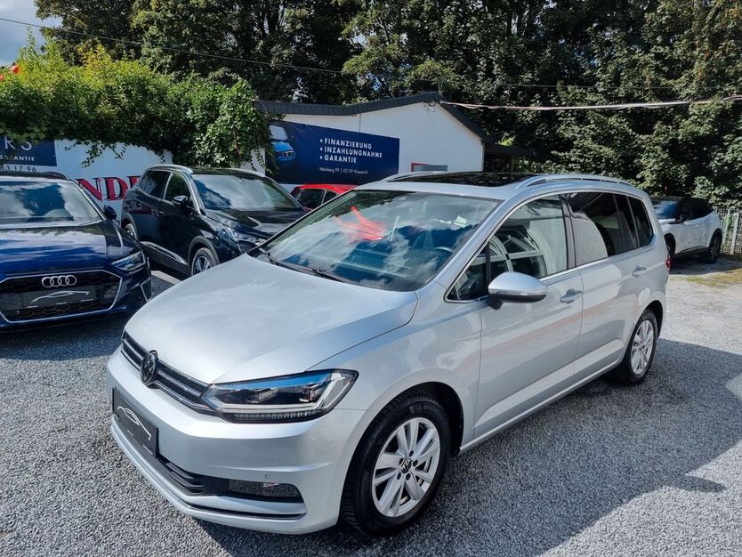 VW Touran 61.050 km 25.950 € Wuppertal 42109