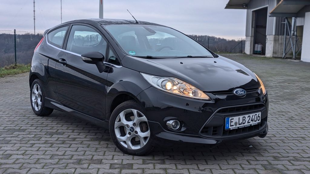 Ford Fiesta 148.731 km 4.500 &euro; Velbert 42555