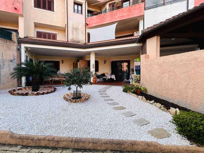 Wohnung zum Kaufen in Olbia 335.000 € 115 m²