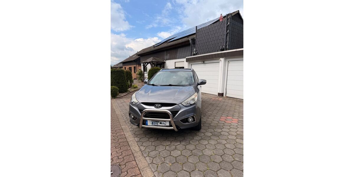 Hyundai ix35 139.000 km 8.999 &euro; Waltrop 45731