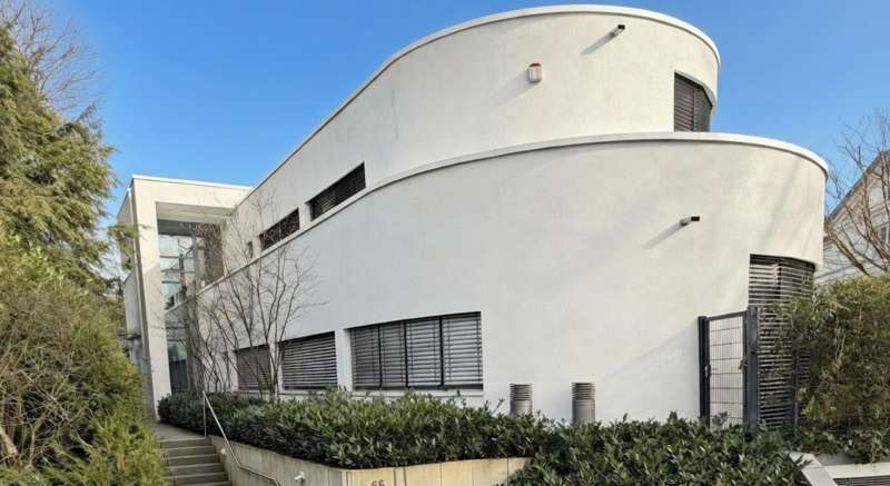 Etagenwohnung Essen Stadtbezirk IX - 5 Zimmer, 190 m&sup2;, 2.700&euro; | Angebot:25418803