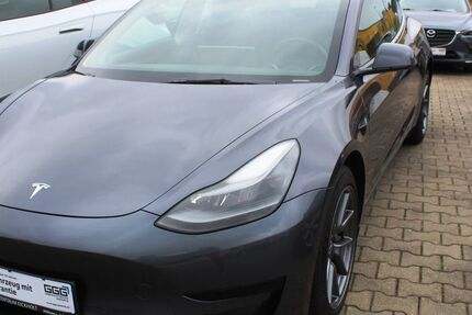 Tesla Model 3 68.000 km 24.950 &euro; Mülheim a.d.Ruhr 45472