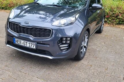 Kia Sportage 103.000 km 15.600 € Marl 45768