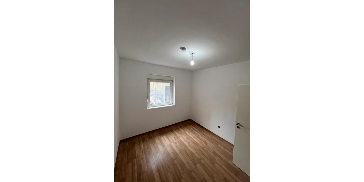 Erdgeschoßwohnung Gelsenkirchen Ückendorf - 2 Zimmer, 40 m&sup2;, 530&euro; | Angebot:24842506