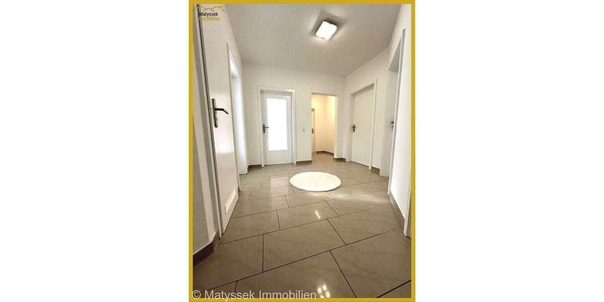 4,5-Zi.Wohnung,Küche,Bad,Gäste WC,Balkon,Keller, zzgl. Garage und 1 Außenstellplatz in DO - KirchhördeLöttringhausen 4 zimmer