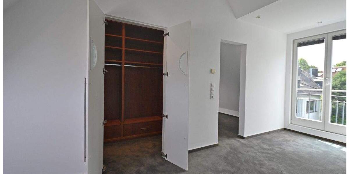 Etagenwohnung Essen Bredeney - 2 Zimmer, 105 m&sup2;, 475.000&euro; | Angebot:25726330