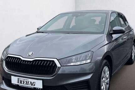 Skoda Fabia 19.570 km 13.990 € Recklinghausen 45659