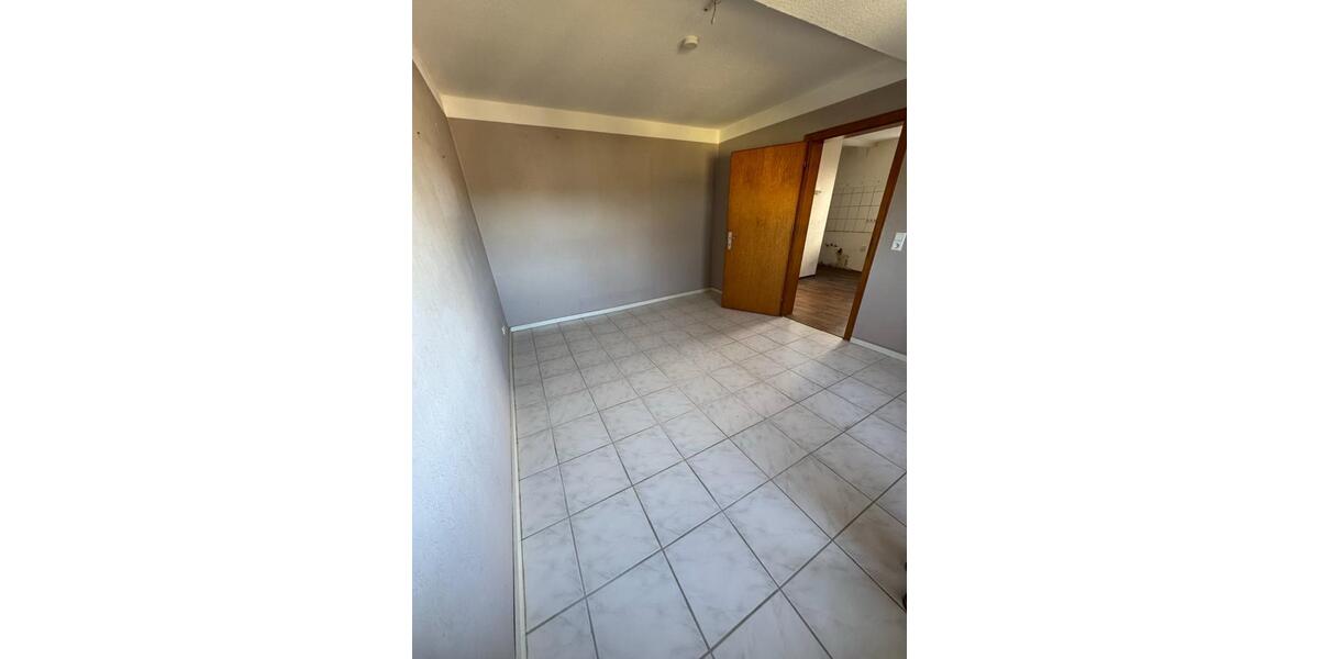 Dachgeschoßwohnung Hagen Hohenlimburg - 2 Zimmer, 51 m&sup2;, 330&euro; | Angebot:25645324