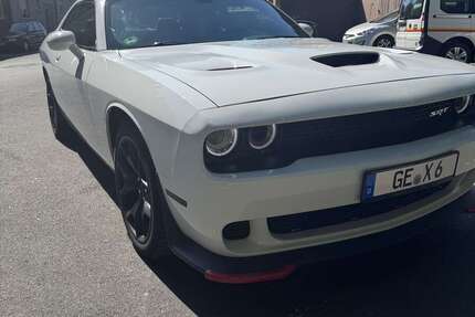 Dodge Challenger 67.000 km 33.900 € Gelsenkirchen 45881