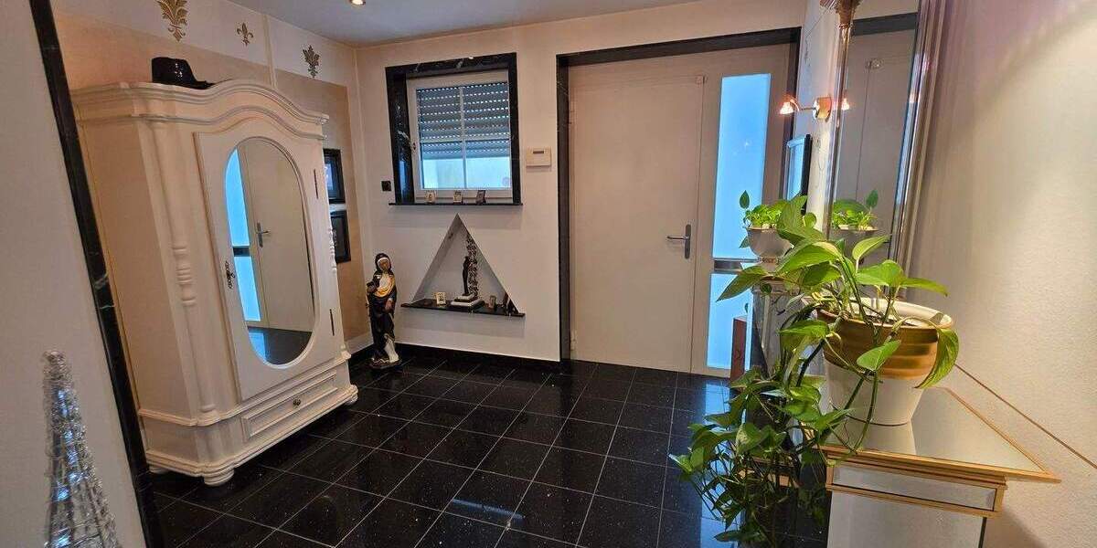 Mehrfamilienhaus, Wohnhaus Velbert Tönisheide - 4 Zimmer, 220 m&sup2;, 820.000&euro; | Angebot:23944329