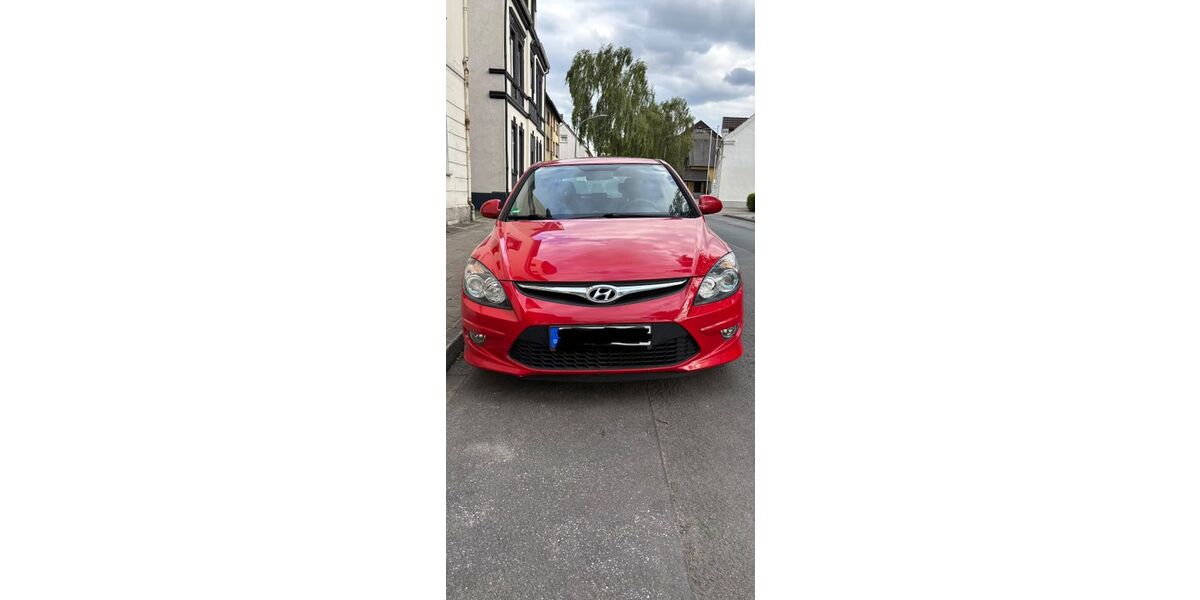 Hyundai i30 99.000 km 4.490 &euro; Bochum 44866