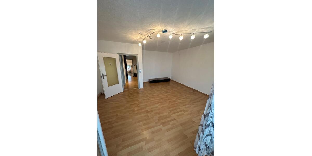 Wohnung Brackel 86m2 3 Zimmer, Wintergarten und Balkon 3 zimmer