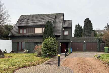 Haus Oberhausen Biefang - 10 Zimmer, 273 m&sup2;, 660.000&euro; | Angebot:24821551