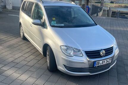 VW Touran 148.000 km 6.450 &euro; Oberhausen 46145