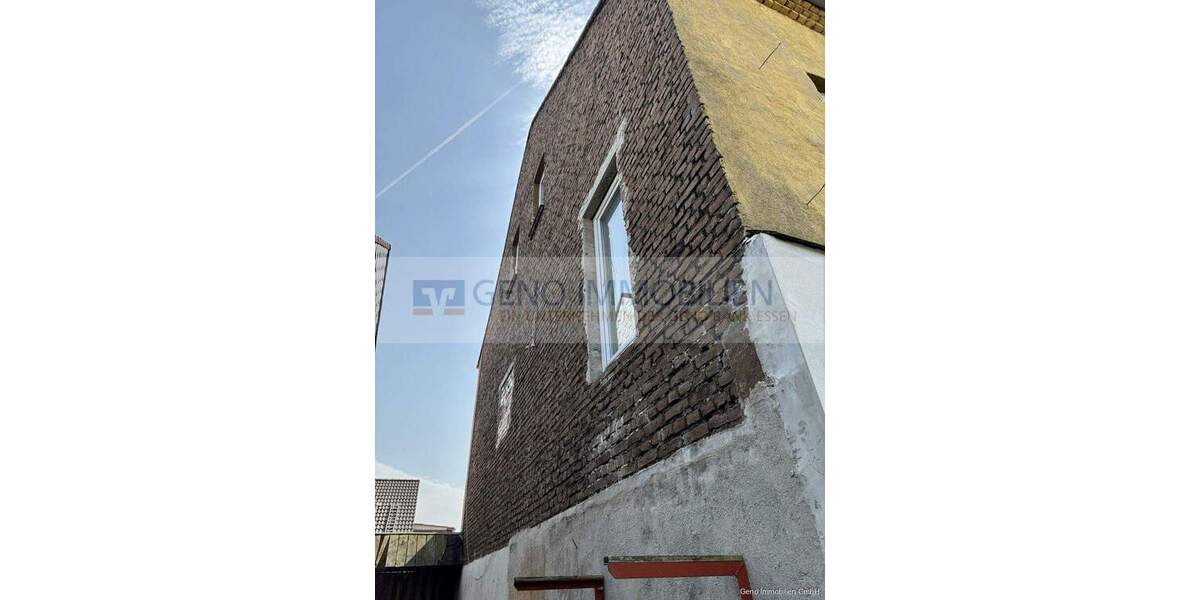 Mehrfamilienhaus, Wohnhaus Essen / Überruhr-Hinsel Überruhr-Hinsel - 9 Zimmer, 244 m&sup2;, 475.000&euro; | Angebot:25708871