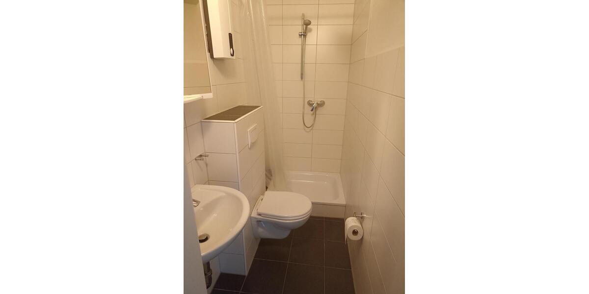 Etagenwohnung Bochum Wiemelhausen - 1 Zimmer, 28 m&sup2;, 420&euro; | Angebot:27581295