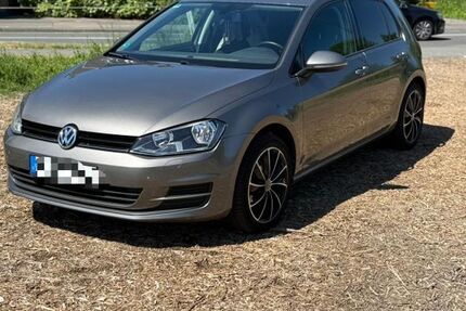VW Golf 84.000 km 9.900 &euro; Wuppertal 42329