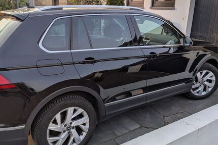 VW Tiguan 75.500 km 24.750 &euro; Dortmund 44369