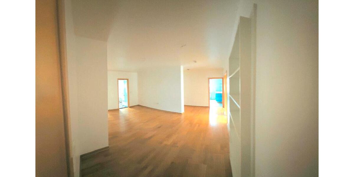 Etagenwohnung Herne Wanne-Bickern - 5 Zimmer, 140 m&sup2;, 2.600&euro; | Angebot:27577516