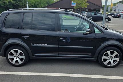 VW Touran 245.000 km 4.999 &euro; Hagen 58089