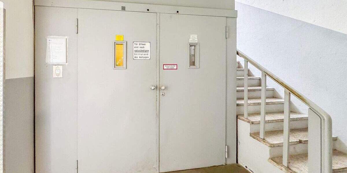 BÜRO - 270 m² - 7 BÜROS - 2 BESPRECHUNGSRÄUME - KÜCHE - LASTENAUFZUG - STELLPLÄTZE - TOP AUFGETEILT! zimmer