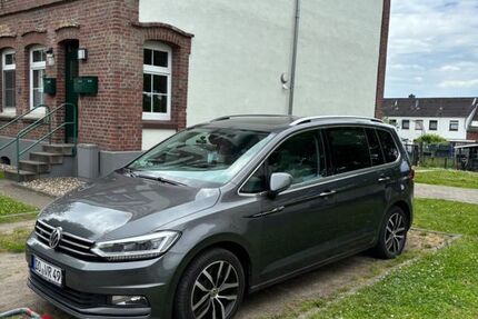 VW Touran 219.500 km 13.100 &euro; Dortmund 44339