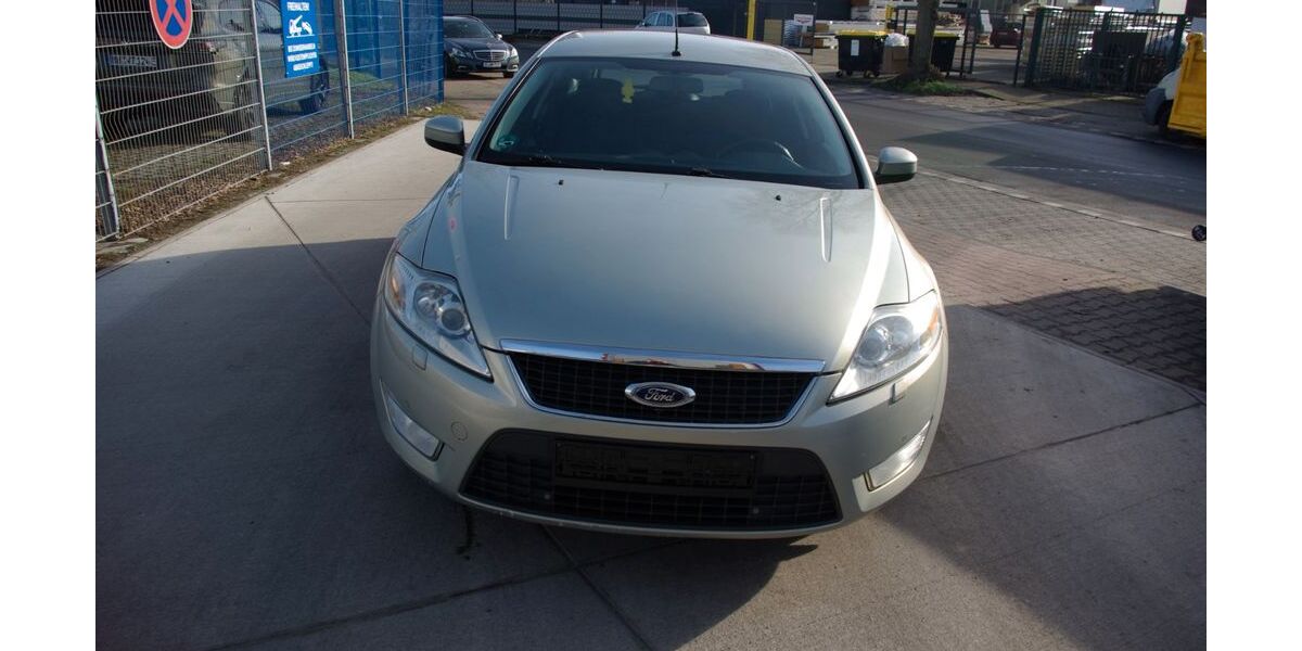 Ford Mondeo 269.000 km 2.990 &euro; Bottrop 46242