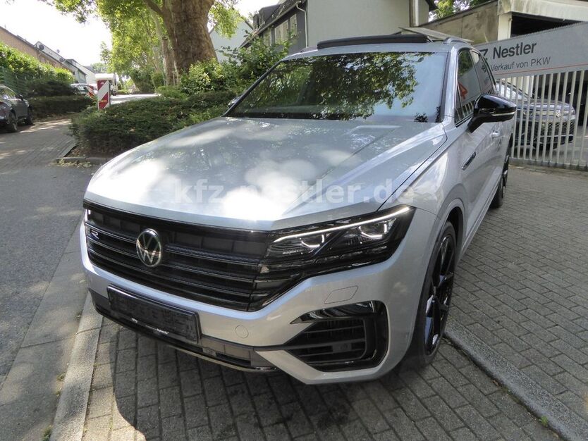VW Touareg 60.100 km 55.500 € Essen 45134