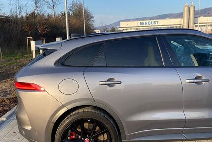 Jaguar F-Pace 80.000 km 46.400 &euro; Dortmund 44289