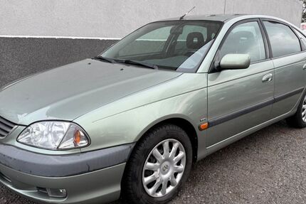 Toyota Avensis 159.000 km 2.490 &euro; Gelsenkirchen Erle 45891