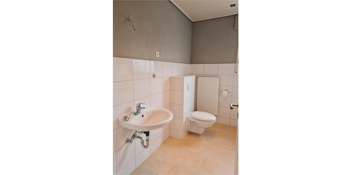 Etagenwohnung Lünen Brambauer - 3 Zimmer, 94 m&sup2;, 900&euro; | Angebot:25793376