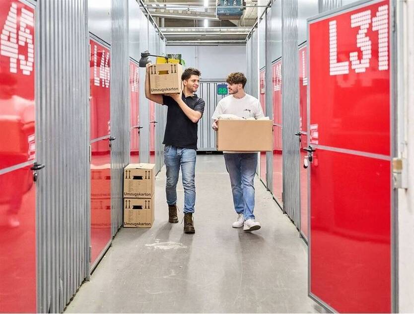 Warenlager mit Paketstation & 247 Zugang - ideal für E-Commerce
