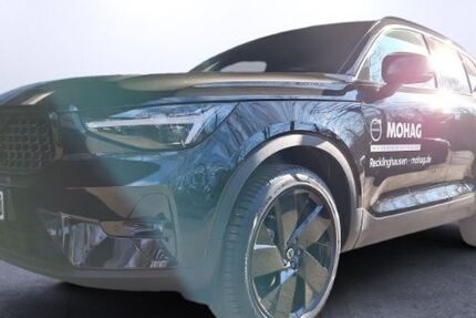 Volvo XC40 8.900 km 41.880 € Recklinghausen 45659