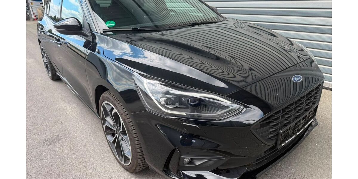 Ford Focus 64.169 km 13.250 &euro; Wuppertal 42285
