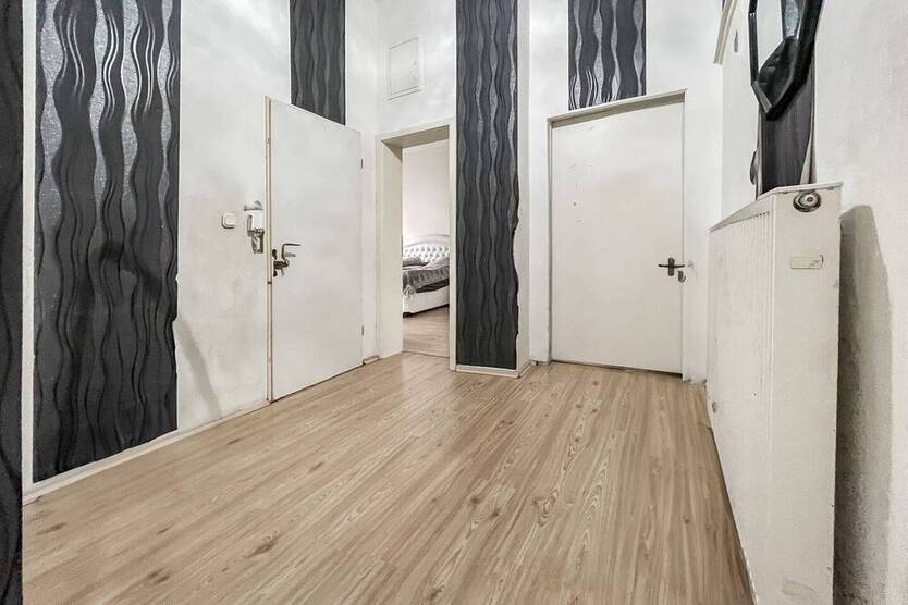 4 Familienhaus - modernisiert - voll vermietet