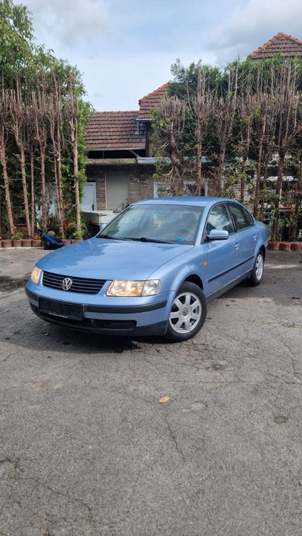 VW Passat 238.460 km 2.200 € Recklinghausen 45661