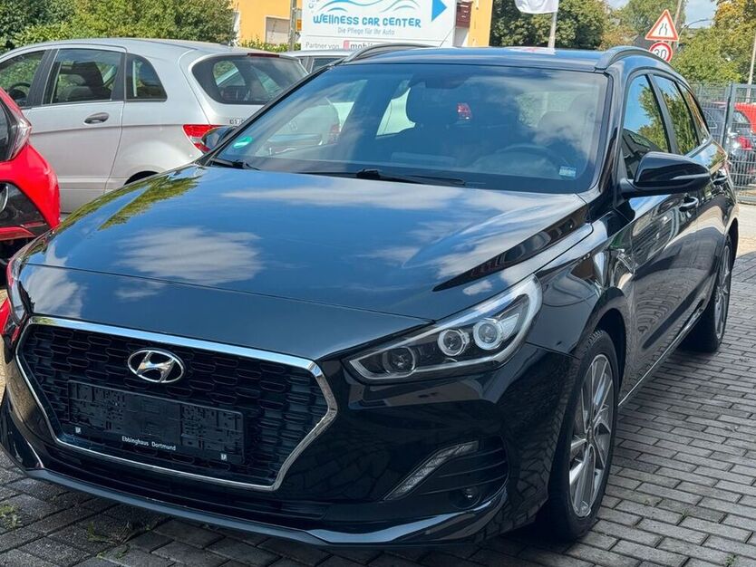 i30
