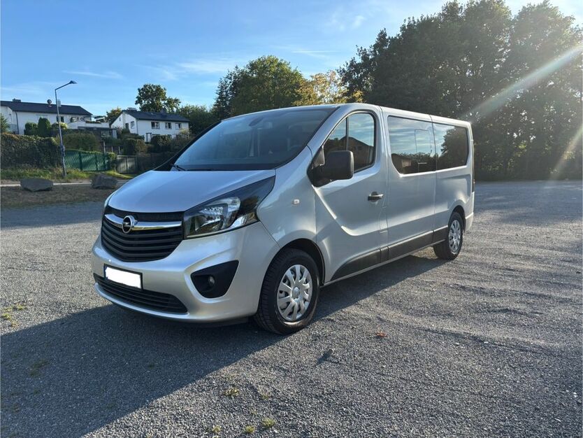 Opel Vivaro 61.980 km 22.230 € Iserlohn 58640