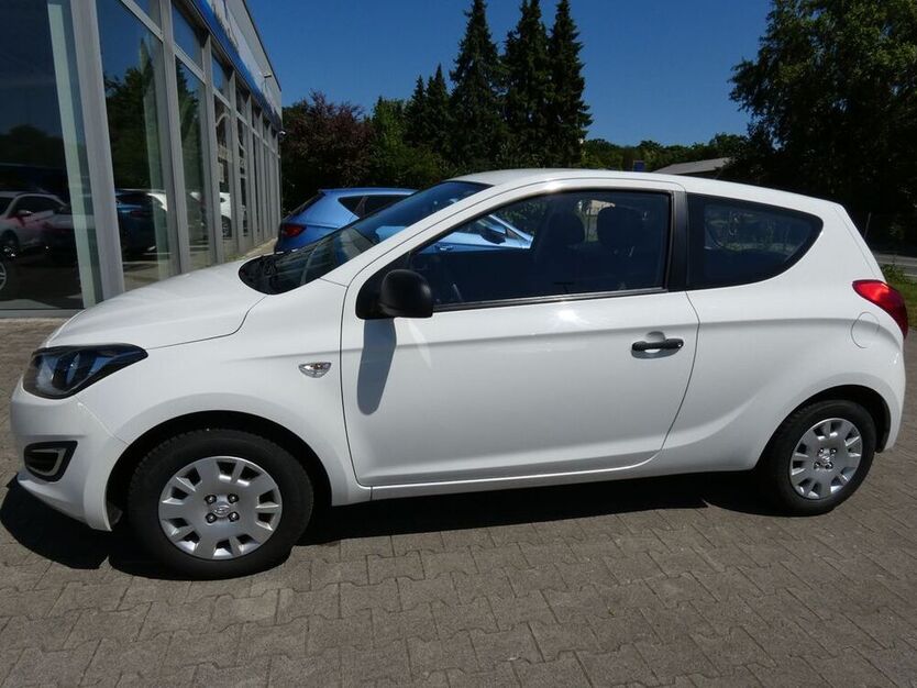 i20