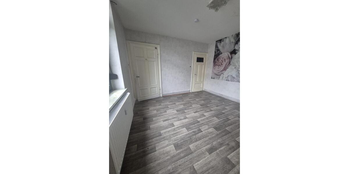 4-Zimmer-1. Obergeschoss in zentraler Mülheim an der Ruhr 4 zimmer