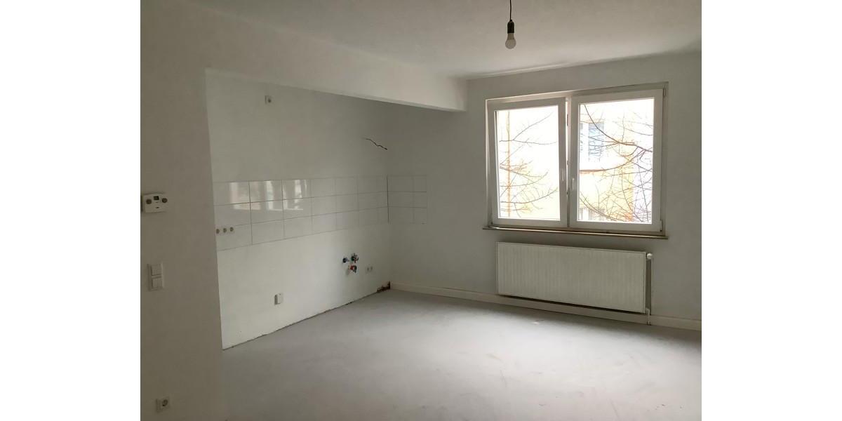 Ostviertel: Helle 2-Zimmer-Whg. mit neuem Bad und Balkon, Gas-Etagenheizung 2 zimmer