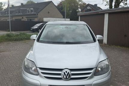 VW Golf 232.000 km 2.499 &euro; Oberhausen 46149