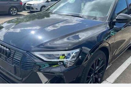 Audi e-tron 60.633 km 29.440 &euro; Bochum 44809