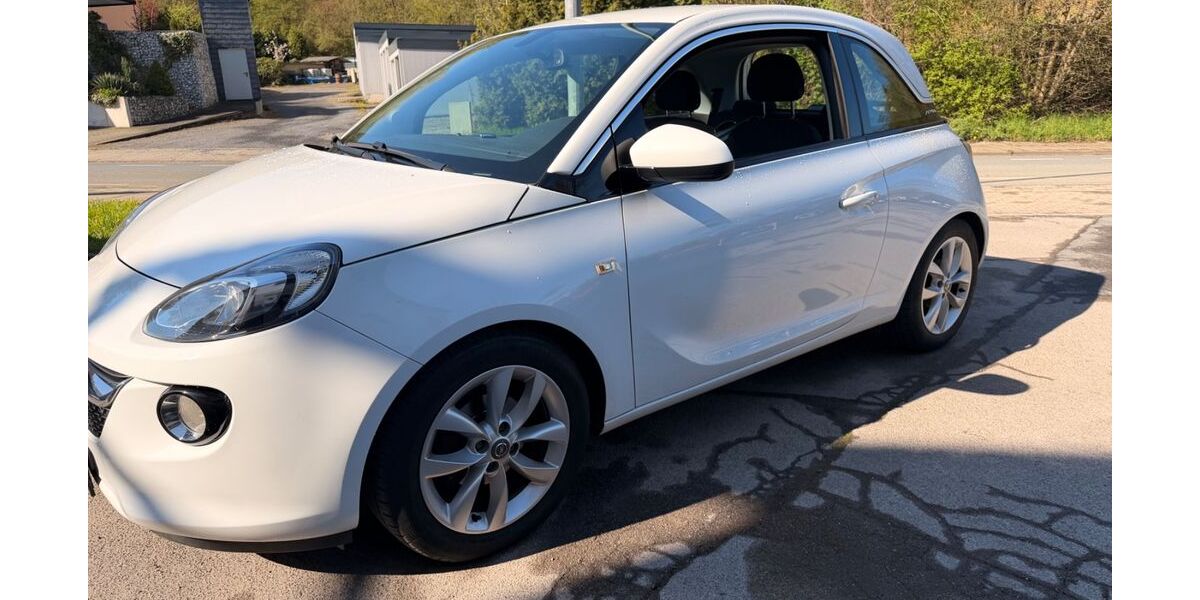 Opel Adam 101.000 km 5.900 &euro; Bochum 44789