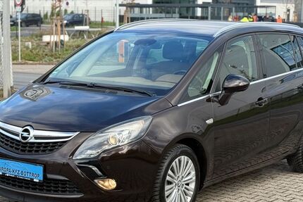 Opel Zafira 190.000 km 6.999 &euro; Bottrop 46238