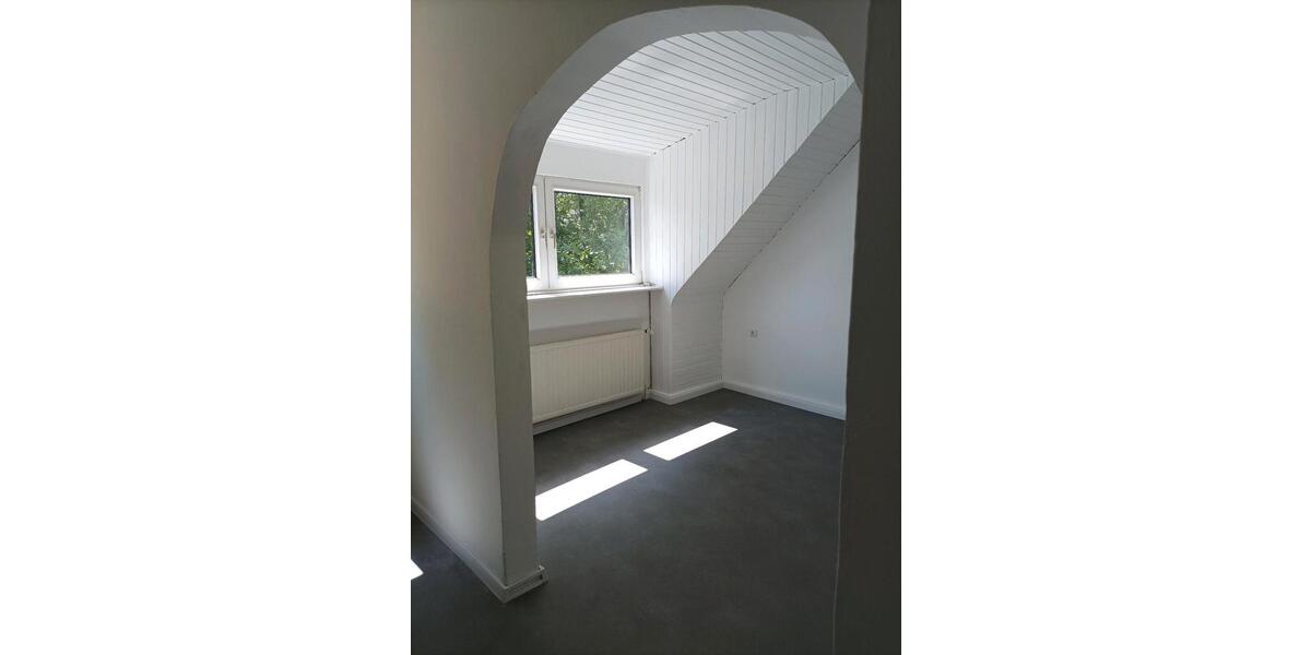 Dachgeschoßwohnung Witten Annen - 3 Zimmer, 65 m&sup2;, 500&euro; | Angebot:24488101