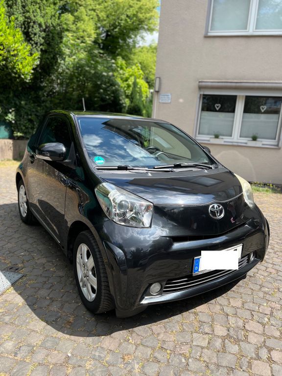 Toyota IQ 230.000 km 2.750 € Mülheim 45468