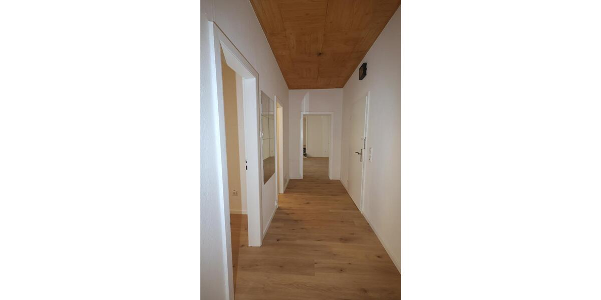 Erdgeschoßwohnung Hagen Hagen-Nord - 3 Zimmer, 85 m&sup2;, 650&euro; | Angebot:25832920